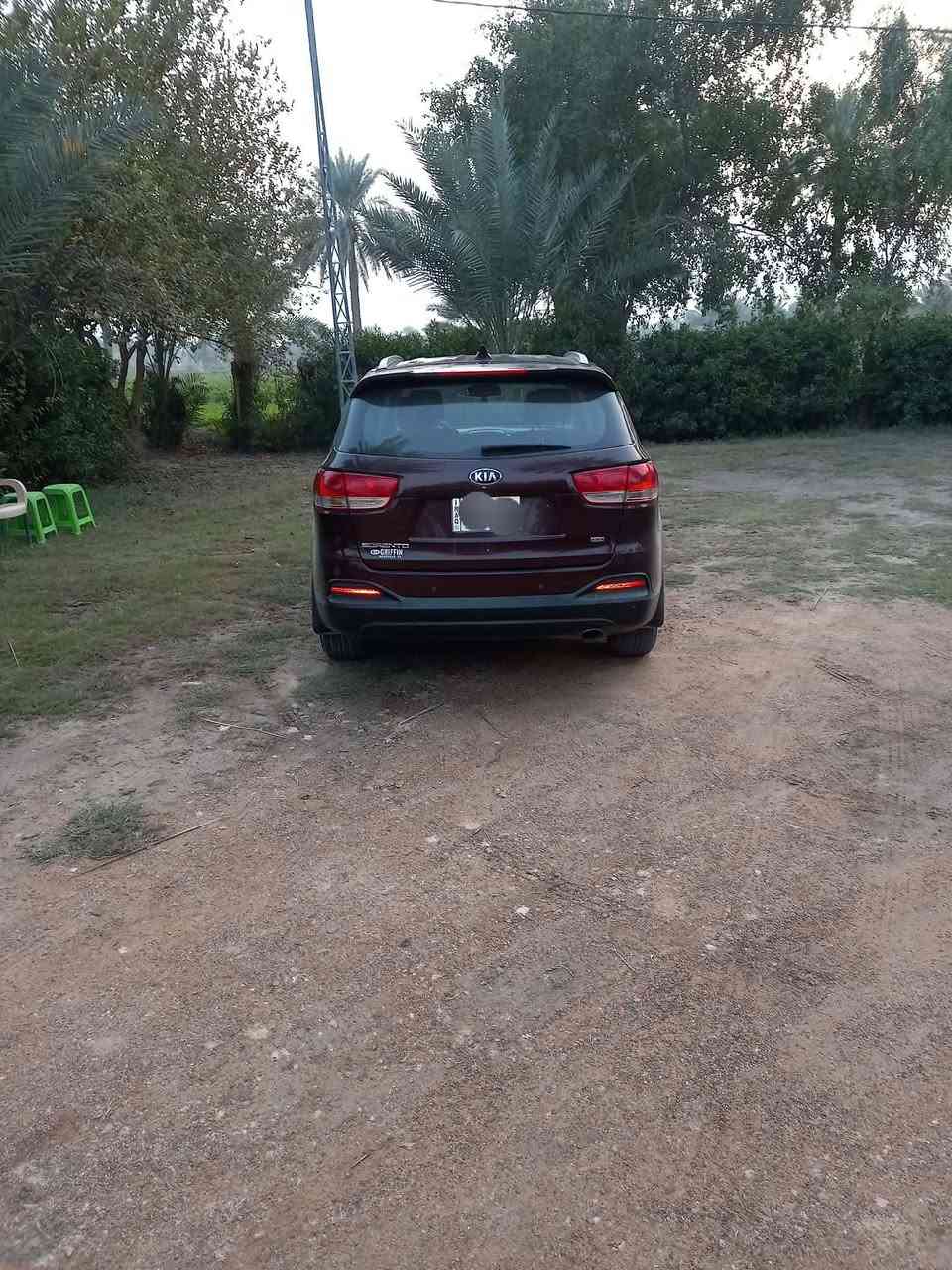 سورنتو للبيع موديل 17امريكي كلين 
محرك ٤ سلندر ٥ راكب دفع روباعي 
***********
