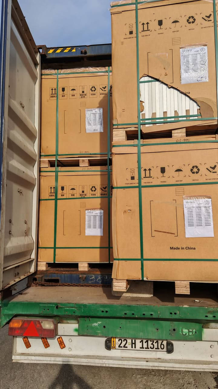 عرض خاص لفترة محدودة
الواح شمسية حجم 615 واط
للطلب والاستفسار الاتصال على الأرقام التالية
*********** 
***********
***********
العنوان الموصل الجانب الأيمن شارع السايلو
