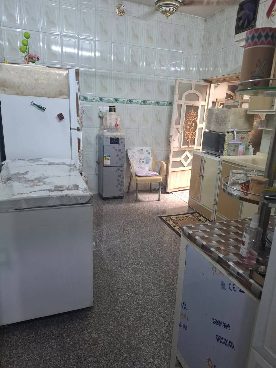 سلام عليكم بيت للبيع طابق واحد حله
 حي العسكري غرفة نوم واستقبال وهول ومطبخ طابو صرف والمساحه 100م مقابل ساحه مفتوحة حاليا العمل مستمر مجاري واسأله مدارس قريبه متوسط وابتدائية 
خلف دائرة الموارد المائية شارع 80 اتجاه شارع النجف للاستفسار على السعر
الإتصال على الرقم ***********
