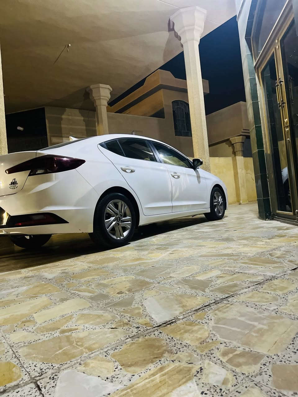 النترا موديل20امريكي حادث بسيط بارد فقط اقل شبر كفاله صبغ وتبديل وشخط سياره جديده ماشية 90الف كيلو رقم بغداد الجديد بإسمي سونار وصور حادث بلمنشور محرك كير كفاله 
السعر 150 بي مجال الاتصال ***********
