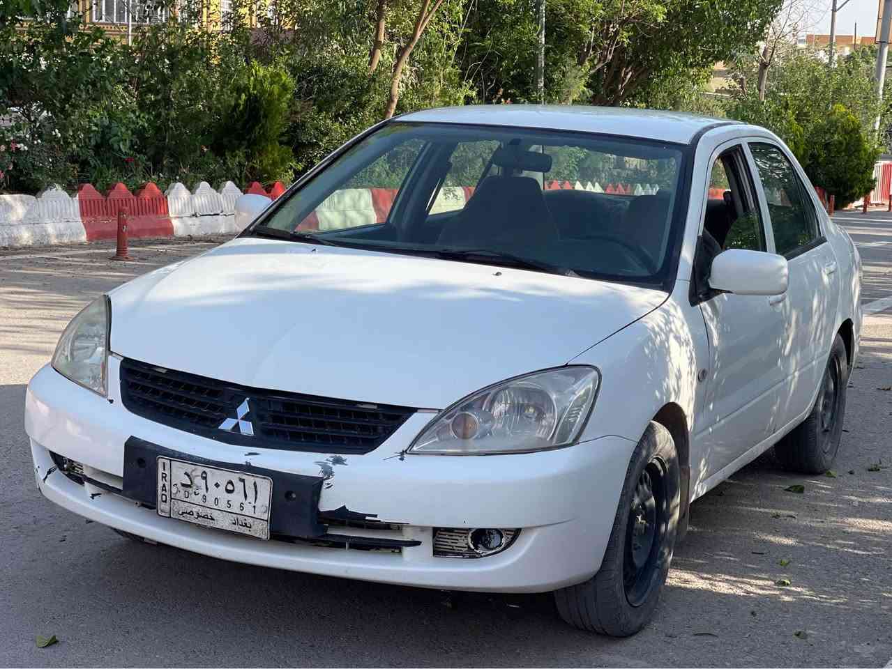 لانسەر 2011گیرو مەکینە گەورە  دەبڵ گێڕ سەنەوی پلاستیک ئەسڵی بە شەرت گێرو مەکینە کارابی بە شەرت کامل مەسروف کراوە.
سعر ٤٧ مەجال 
*********** رانية, السليمانية
