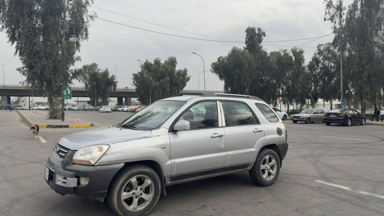 كيا سبورتج ٢٠٠٧ TLX فول موصفات
ماشيه ٢٠٥٠٠٠قابل للزياده
فتحه بل سقف
كهرباء مرايه +هيتر
شاشه تبريد
فتحه بل سقف
تدافئه كشنات
تبريد وتدفئه شرط
ملاحظه بل باب سايق وترجع بارد سعر ١٢٠$قابل للتفاوض
مكان سياره موصل
***********
