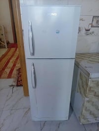 ثلاجه • نضيفه • شغاله