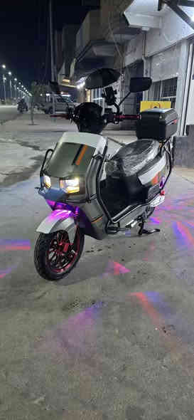 متطور شحن للبيع ملف 3800 وبطاريات 6 مسطره بيه سويت وكرت وبصمه شاشه الكترونيه نضيف جدا السعر 1100 مليون وميه الف وبيه مجال ***********
