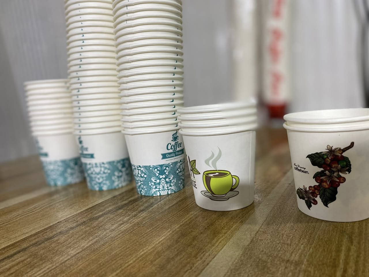 كوب ورقي حجم 4 أوز
ورق صيني استيرادنا
مضبوط 100‎%‎ اذا كوب واحد بي تسريب اسحب الحمل كله 
السعر جيد جدا الاصحاب الكميات والجمله
خابرني وتدلل 
***********
