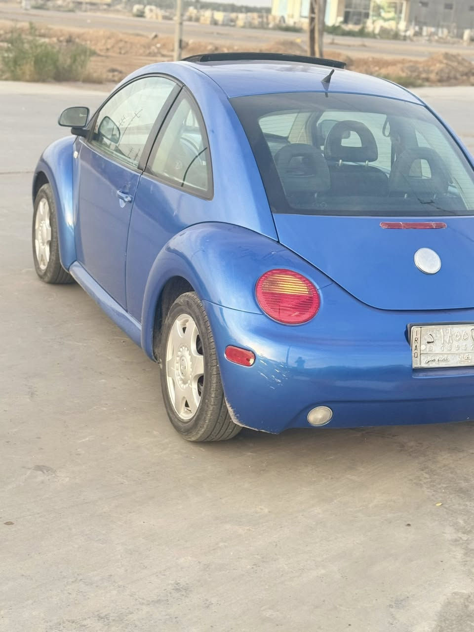 فولكس واكن
موديل 2000 
السياره جهازه من كلشي يعني مابيهه اي نقص 
تبريد ثلج صدر امامي خلفي جديد 
علما ان السياره رقم دولي بسمي شخصيا 
لاستفسار 
***********
