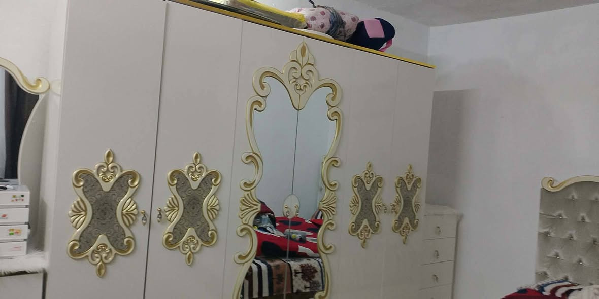 السلام عليكم غرفه نوم تركي 7قطع نضيفه حيل مكاني حي العربي سعر 400ومجال ***********وتساب
