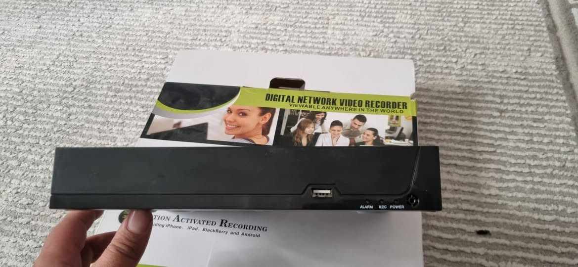 للبيع
جهازين NVR
1- NVR WIFI 
مع شاشة قياس 10 انج يحتوي على هارد بسعر ٧٠ الف
2- NVR 8 port
 بسعر ٣٥ الف بدون هارد

يوجد توصيل لجميع المحافظات


**إذا كنت صاحب هذا الإعلان وتريد حذفه لأي سبب، رجاءا أرسل رسالة إلى الدعم الفني**