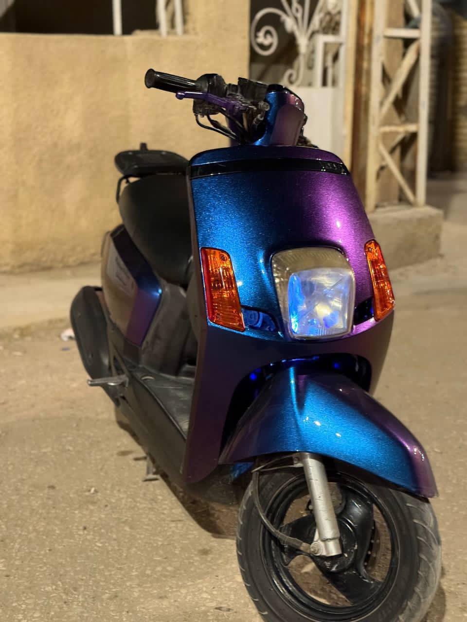 السلام عليكم
دراجة بوليس للبيع

سبع الوان🌈

الدراجة مال رمبة صارلهة 3 اشهر من طالعة
اكفلك لمكينة من لبرغي للبرغي
الدراجة كلشي شغال بيهة 
برغي مابيهة نقص
السعر 950 وبيهة مجال 
امراوس اب فلة 
سدة الهندية حي النصر
***********
