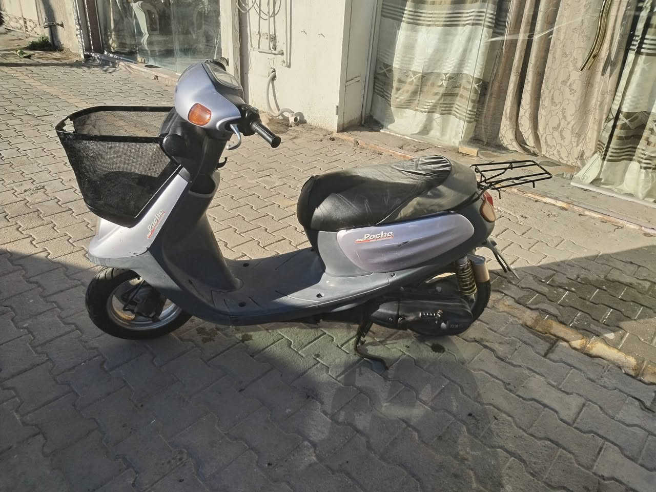 دراجه منغولي اللبيع كامله كلهه شغاله سلف هندر 400 وبيهه مجال مفتوح مره كربلاء حي الأطباء ***********
