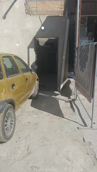 شارع بلقيس • بيت للايجار • مقابل ابو الجمله