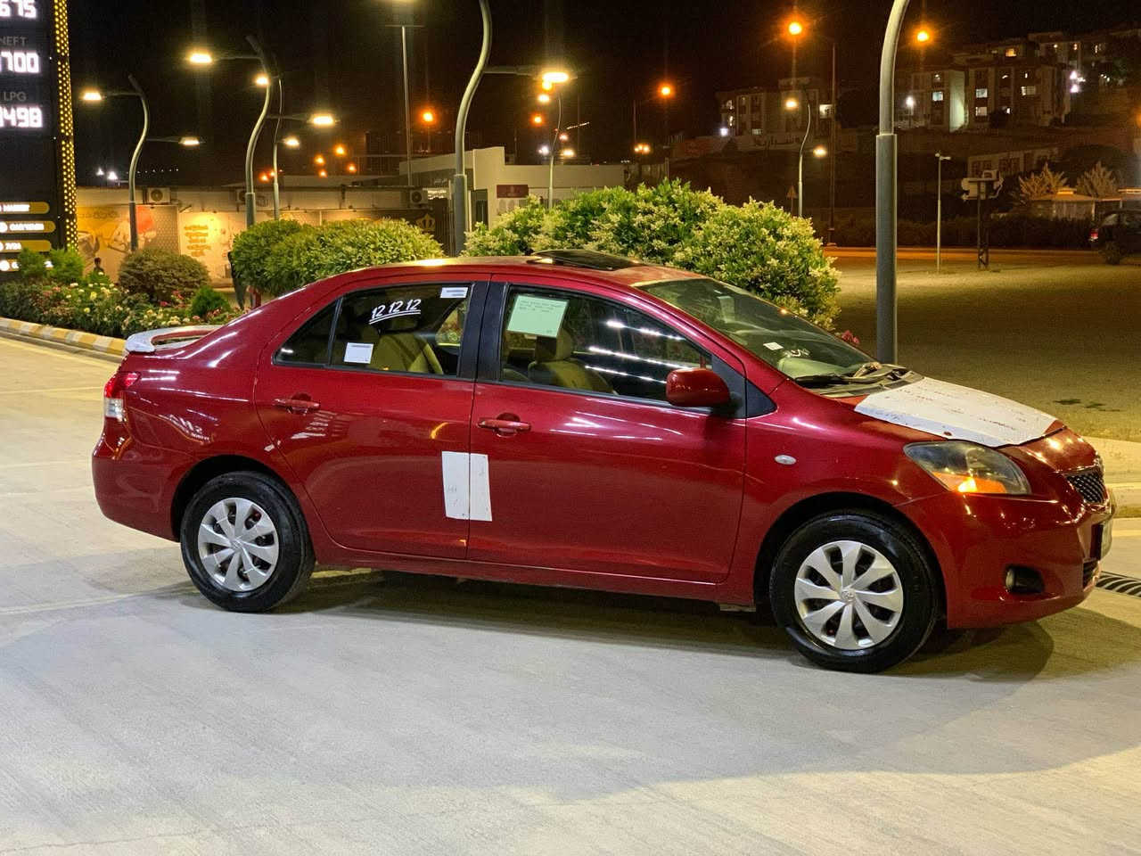 ژماره ى خاوه نى سه ياره ى من نيه بويه مه سج مه نيره 
***********   سليمانى
٨٤ $  معامه له  
تويتا يارس ٢٠٠٨ گير توماتيك بوياخى نيه پيشو ذواى كه بسه  سه نه وى تازه يه گيرو مه كينه و ته بريدو ته قه ره قه ى به شه رت  ناو زه ردو حاسه و كه له و كونترول ده بل كيج سه ياره كه تابلى پاك ماوه ته وه السليمانية, العراق
