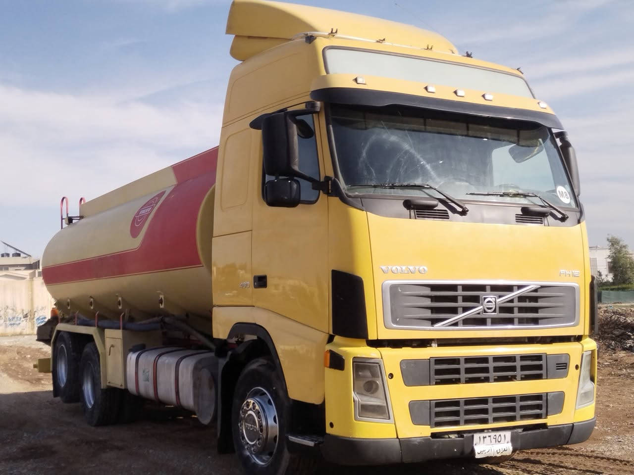 ڤاڵڤۆ شەیتانی مۆدێل 2004حجم 460 12FH. سعال جۆت تەیە تەبرید گیر3+3.  شوێن هەولێر سعر 230. رقم. مۆبایل ***********..***********
