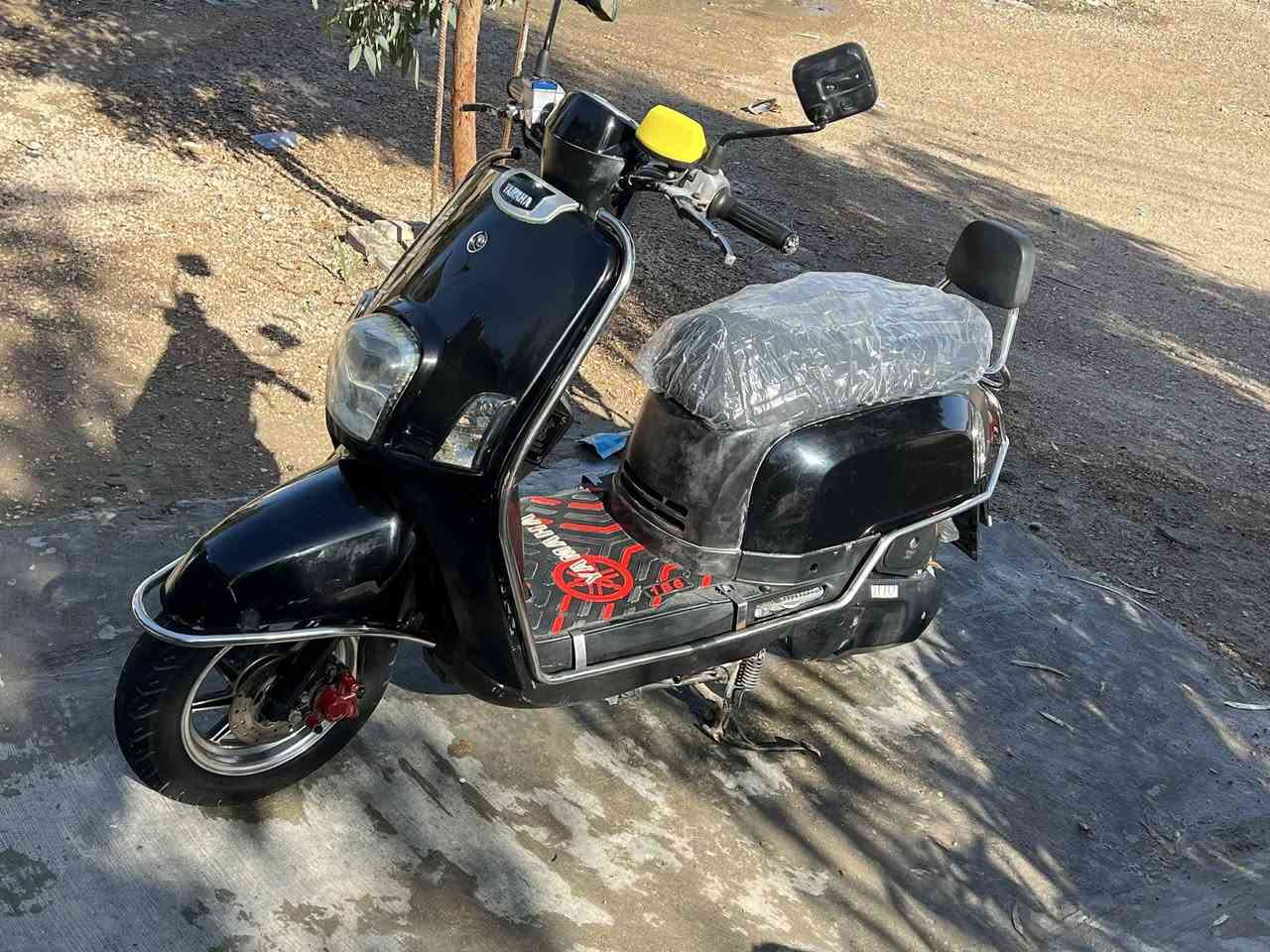 ماطور بوليس 2013نوزل بعده جديد تخم تاير جدد كلاجات جدد السعر بمليون وبي مجال تواصل عل رقم ***********
