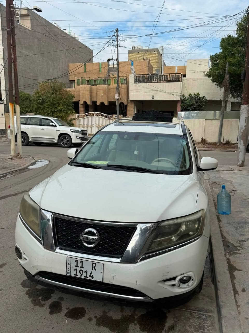 نيسان بافندر ٢٠١٣ خليجيه فول ١/١ بيها بس باب السايق صبغ

السياره كامله مابيها اي نقص والسياره باسمي رايدها ب 110  مكاني بغداد السيديه(شراي يتصل ) 

***********

