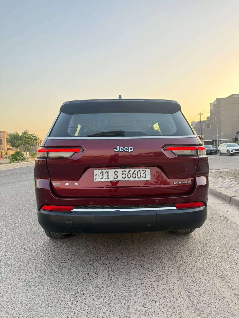 جيب ليمتد بلاص يعني فول ١ على ١
رقم بغداد الجديد
بأسمي تحويل ثاني يوم
لون كرزي 

المواصفات:-
بصمة تشغيل 
بصمة ابواب وصندوق
ثلاث شاشات بالدشبول 
تشغيل عن بعد 
بانراما 
كشنات Vib منفصل 
كشنات تدفئة تبريد 
تبريد منفصل ثلاث قطع
شاشة جبيرة
كير ماوس 
درايف مود 
انظمة قيادة
وتحكم بالقيادة
صندوق كهرباء
كشنات جلد لون بيجي 
كشنات كهرباء
كشن خزن ميموري
سستم صوت ALBINE
نقط عمياء
رادار امامي
رادار جوانب
تحديد مسار 
وقوف ذاتي
حساسات امامي خلفي 
مراية وسطية كامرة
٥كامرات ٣٦٠
هند بريك دكمة
تحكم استيرن
هيتر استيرن
شفتات استيرن
 منافذ تايب سي
لايتات زينون 
لدات امامي
بكلايت لد 
سبير منازل
جام اوتو
ويل كب كروم 
 السعر 260وبيها مجال
السيارة جاهزة بدون اي نقص   
والعنوان بغداد البياع 

هاتف ‏‪***********‬‏
