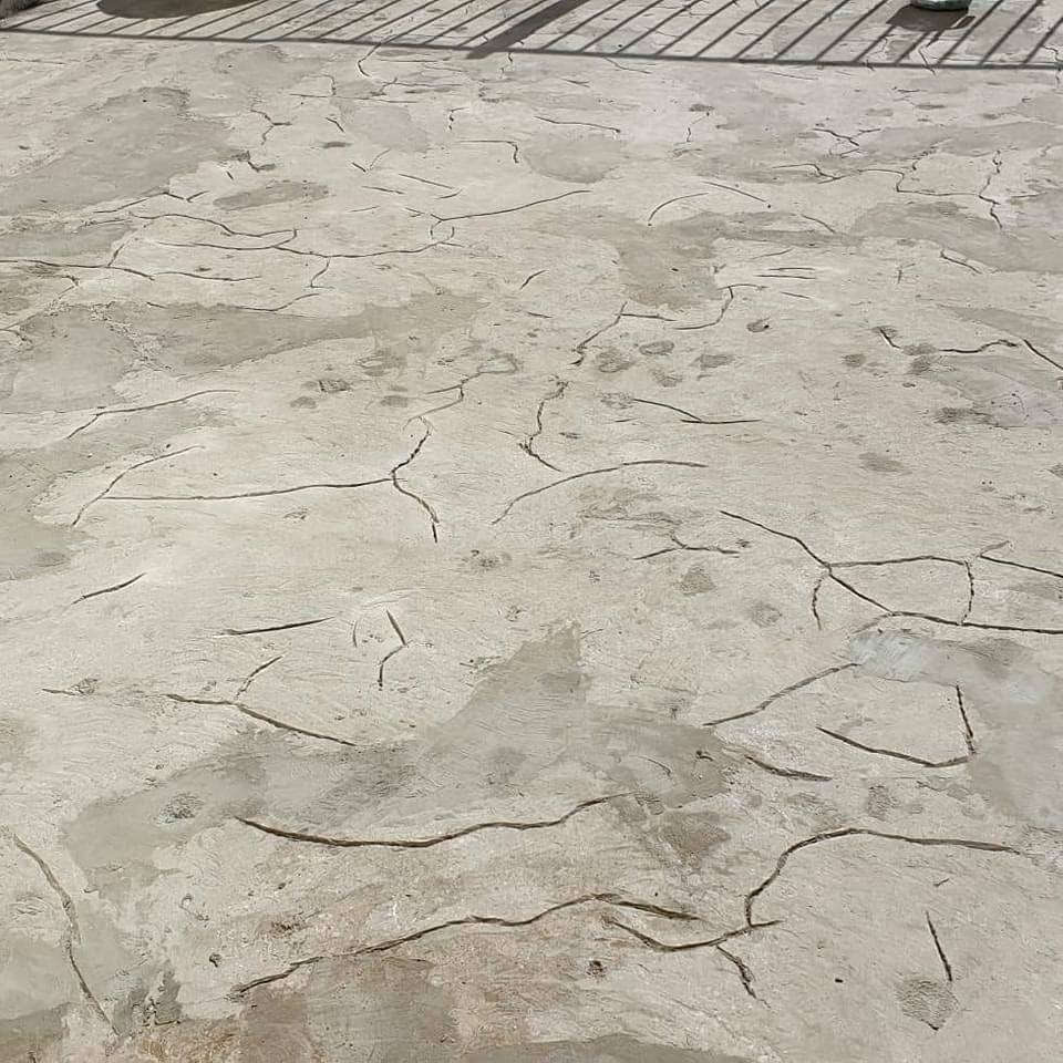 إيان گروب لجميع انواع العزل المائي والايبوكسي والاكرليك ومنع تسريب الماء الأسطح وارضيات المخازن والمصانع وكراجات السيارات والحمامات والمطابخ والمسابح ومعالجه جميع انواع الرطوبه مستعدون لتنفيذ مجمعات +بيوت نموذج من عملنا 
 لتواصل ***********
لتواصل***********
