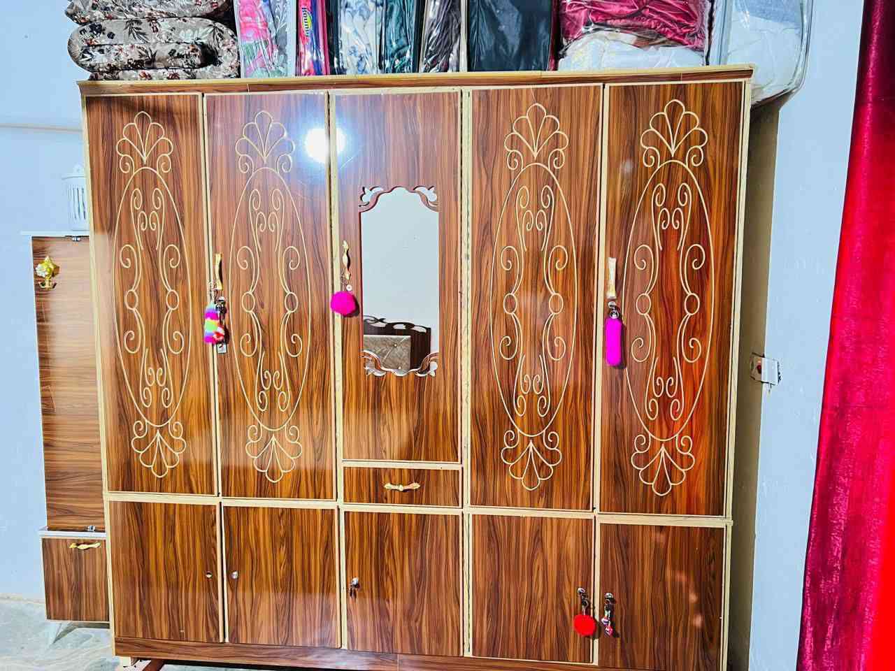 س. ع غرفه جديده مستخدمه شهر مااخذيها با500
رايدها با400 العنوان صلاح الدين قضاء العلم ***********
