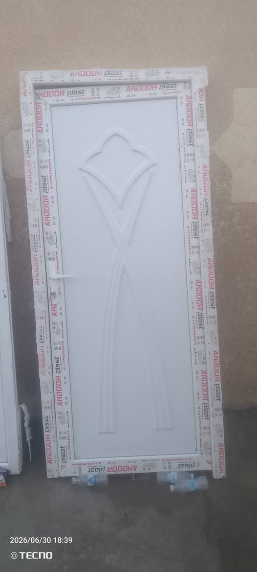 بيبان البيع السعر 225وبيهاا مجال شي قليل المكان بلور محلات ابوخميس شهربان ***********
