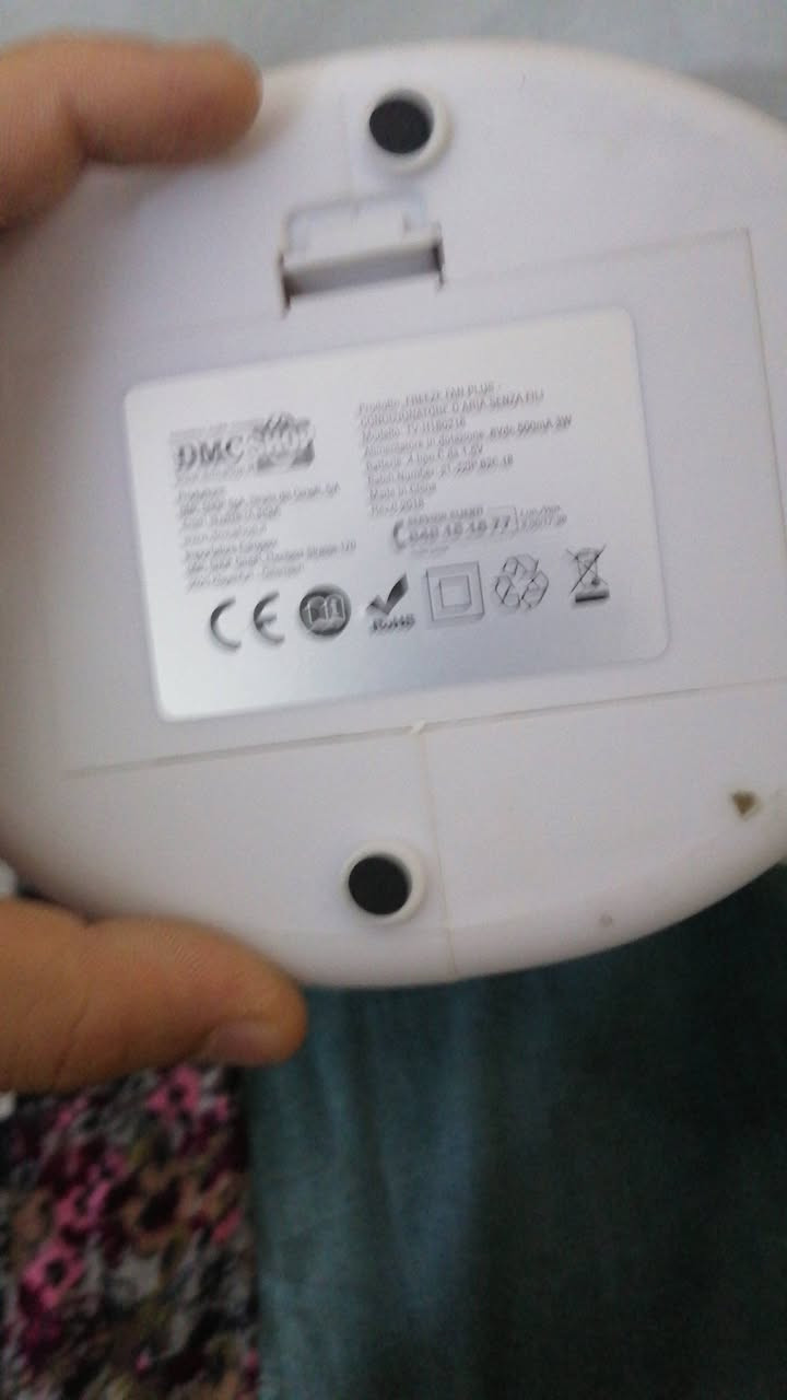 السلام عليكم مبرده صغيره ملا مكتب شحن كهرباء بس ما بيه بطاريات سعر وحده ب١٠ اخر قطعتين عندي مكاني الثعالبة شارع البنزين شارع الوكيل توصيل ما عندي ***********
