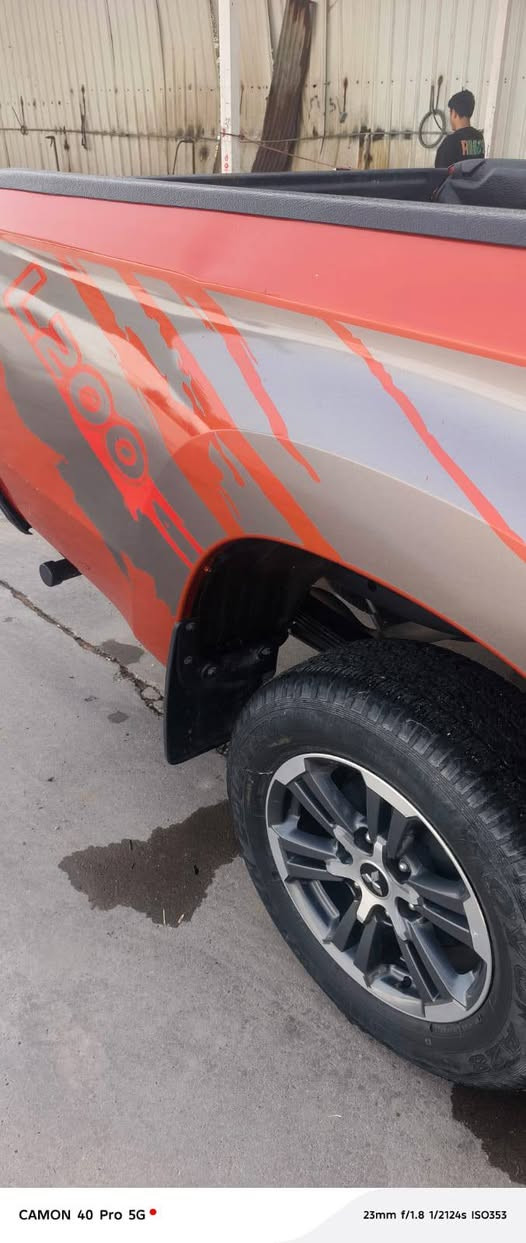 السلام عليكم بمسبوشي موديل 23كفاله رقم بغداد مكان بابل  سعر 170وبيه مجال سته سلندر كاز 6كير تفاصيل الاتصال ***********
