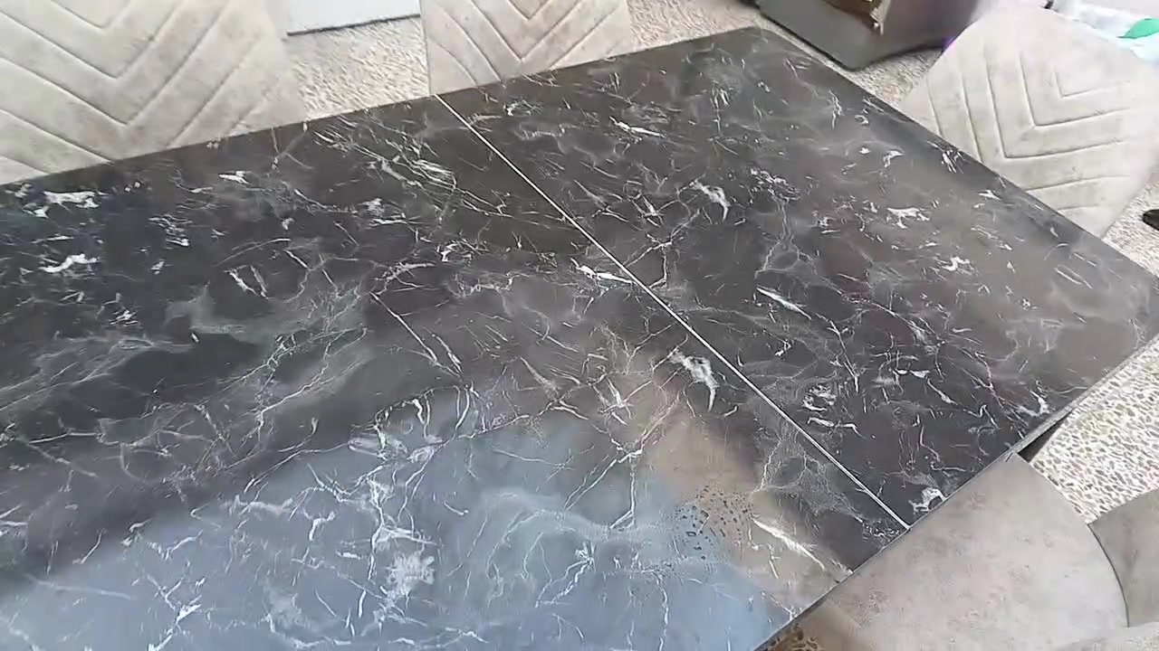 السلام عليكم 
ميز طعام طبقتين 
مع 6 كراسي السعر 125


**إذا كنت صاحب هذا الإعلان وتريد حذفه لأي سبب، رجاءا أرسل رسالة إلى الدعم الفني**