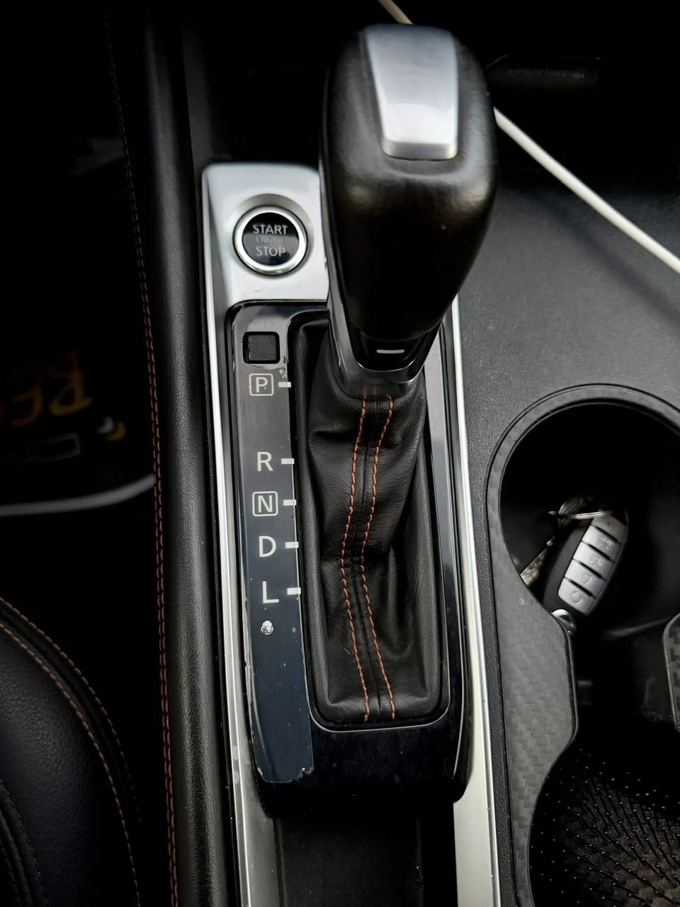 السلام عليكم
التيما موديل 2022 
لون ازرق غير محدد
مواصفات SR المعروفة 
ستيران حرف D 
كشنات جلد مع خيط برتقالي للابوباب والدشبول 
بصمة 
تشغيل عن بعد 
لايت زنون 
تبريد تحكم منفصل 
وباقي المواصفات المعروفة لSR 
ماشيه 23 الف ميل حقيقي 
سيارة جاهزة مابيها نقص 
حادثها جاملغ وبنيد
بيها طخه خفيفة كلش بالشاصي الايسر مصلحة وراجعة شركة 
الايرباك طاك دشبول ودركة 
مكانها بغداد حي الخضراء 
السعر 155 وبي مجال كلش بسيط 
*********** بي واتساب 
***********
