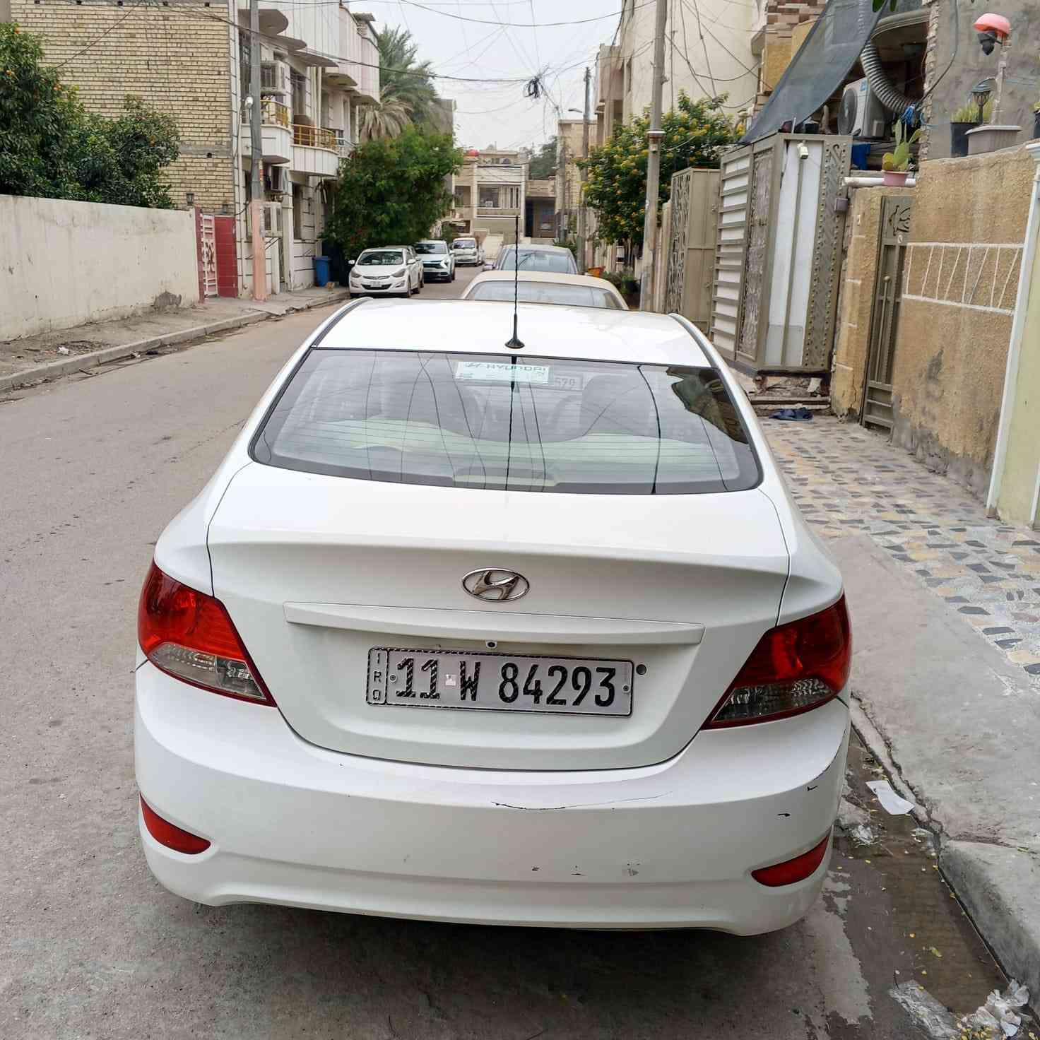 السلام عليكم من رخصه الآدمن
اكسنت خليحي موديل 2015 صبغ حزام بدون دواخل 
مكينه 1600 دوش سياره فتحه 
مكينه حاله جيده كير بي صفنه ابعيلك كير كايم 
السعر 85 وبيها مجال مكاني الحريه 
***********
