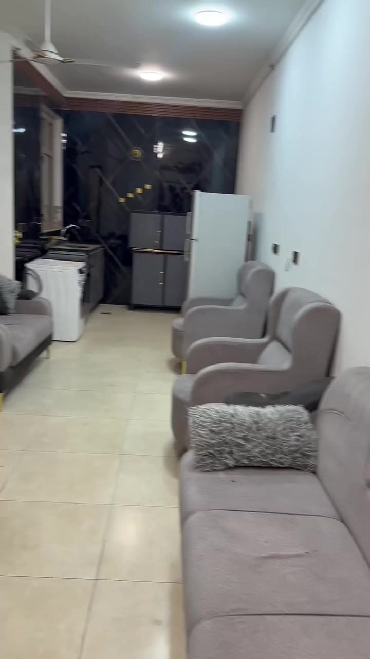 شقه موثاث غرفتين وصاله ارضي  موثاث كهرباء  خلف مول منصور
تجاري و سكني 
***********
***********
