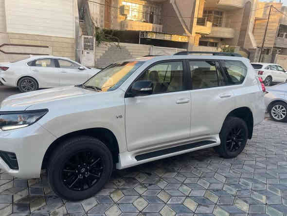 السلام عليكم ورحمه الله وبركاتة .
لاند كروز برادو .
وكاله سازز .
موديل 2023 .
فول مواصفات .
فتحه سقف .
بلاك ادشن .
محرك 4000 .
ماشيه 14 الف كيلو .
كشن كهرباء .
كشنات جلد .
شاحن واير ليس .
تشغيل عن بعد .
شباك ولايتات وويل كب ومري اسود .
زراك الايت .
مري شفط واشاره بل مري .
رقم سليمانيه .
مكفوله من الصبغ بالمري .
مكاني بغداد .
للاستفسار.... ***********
