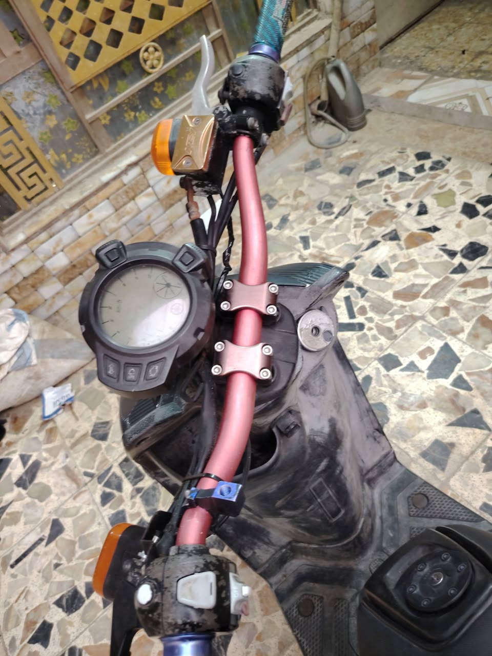 لبيع دراجة جبلي شراي يخابر ***********
