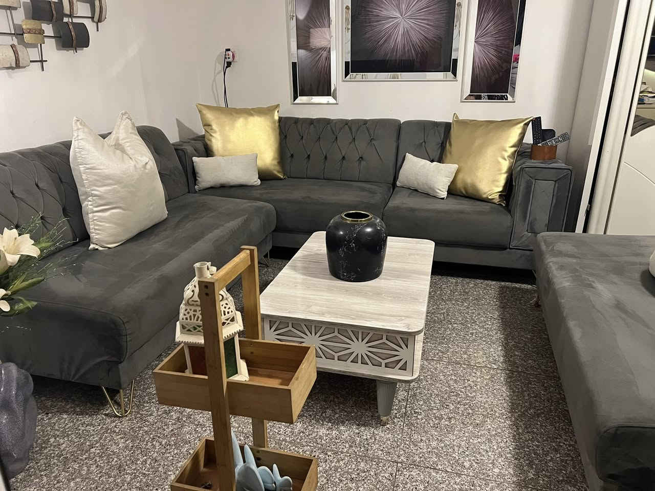 غراض للبيع كورنر ٩ مقعداي ظرر مابي جدا تضيف وعملي وثكيل سفنجه سوفت مكان بغداد الشراي يتفظل خاص


**إذا كنت صاحب هذا الإعلان وتريد حذفه لأي سبب، رجاءا أرسل رسالة إلى الدعم الفني**