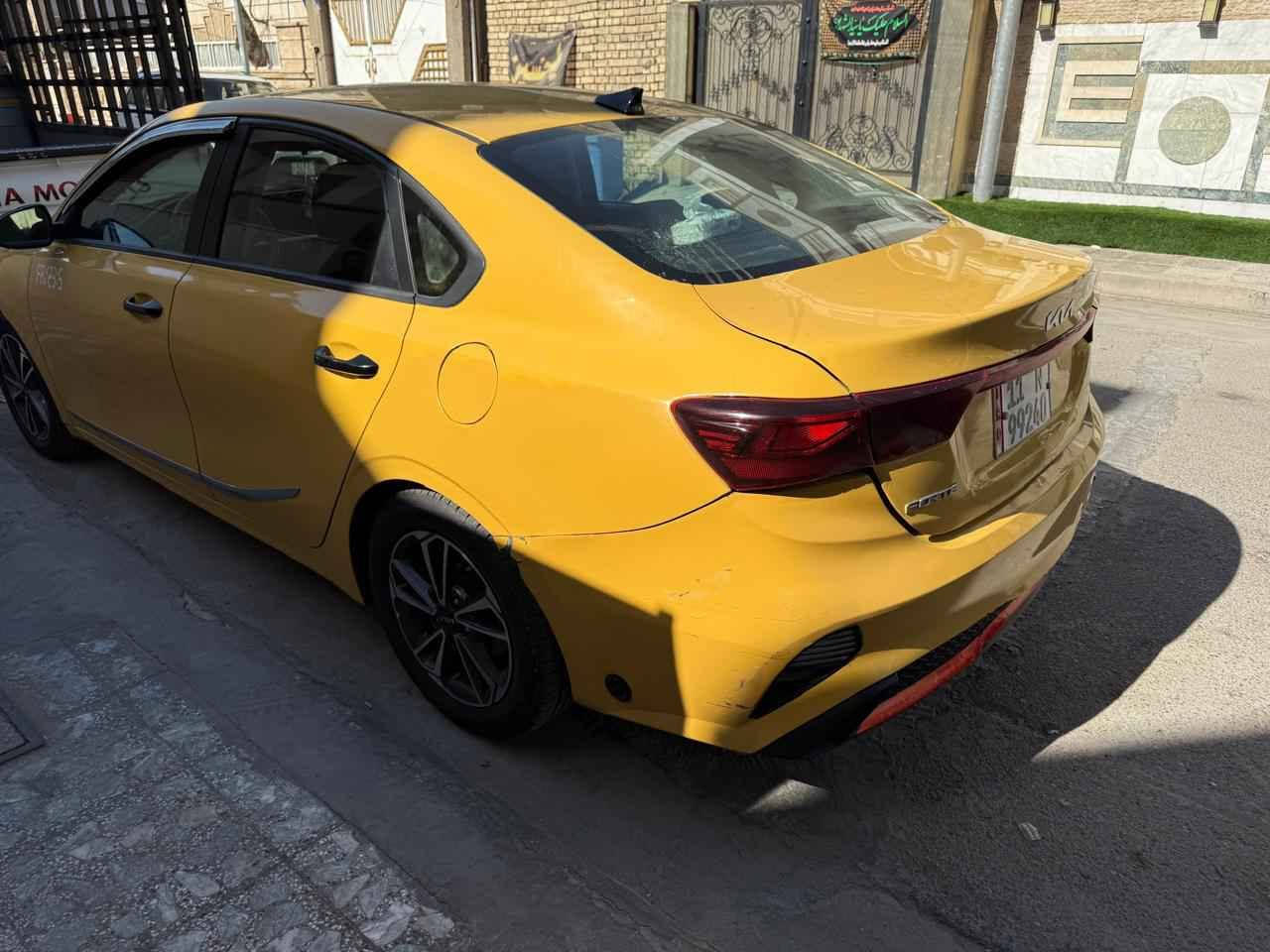 فورتي وارد امريكي 2022رقم بغداد محرك 2000دوش محرك it  بيها منضمومه غاز كامله وجديده سياره حلوه وخير من الله حادثها قطعتين جاملغ وباب خلف السائق مكانها بغداد البلديات وايضا تتواجد في بسمايه للاستفسار اكثر
‏‪*********** 
*********** بغداد, العراق
