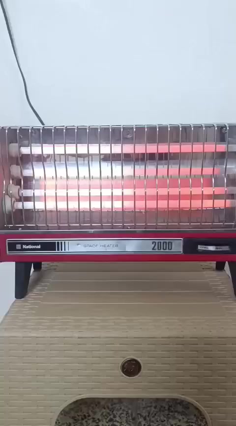 مدفئة كهربائية ناشيونال إستيراد المنشأة العامة التجارية العراقية نظيفة جدا للتواصل ع الخاص أو على الرقم ***********
