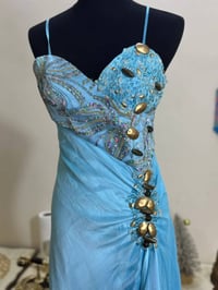 ملابس • توصيل مجاني • الكوت