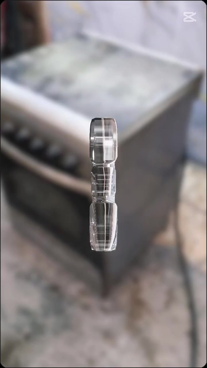 "راحة بالك وأمان مطبخك هما أولويتي. 💯 متخصص في صيانة وإصلاح جميع أنواع الطباخات الغازية. حلول موثوقة لجميع مشاكلكم."    
   "هل طباخك الغازي يتصرف بغرابة؟ 🤪 لا تقلق! أنا صديق الطباخات، سأعيدها لابتسامتها المعتادة (أو لهيبها المنتظم!) 😉."    
   "إصلاح الطباخات الغازية - تشخيص دقيق، صيانة احترافية، وقطع غيار أصلية. خدمتك هي شغفي!"   
   "خبرة سنوات في إعادة الدفء إلى مطبخك. 🔥 صيانة وإصلاح جميع مشاكل الطباخات الغازية بيد خبيرة وحترافيه
للتواصل من خلال الصفحه اوالاتصال ‏‪***********‬‏
