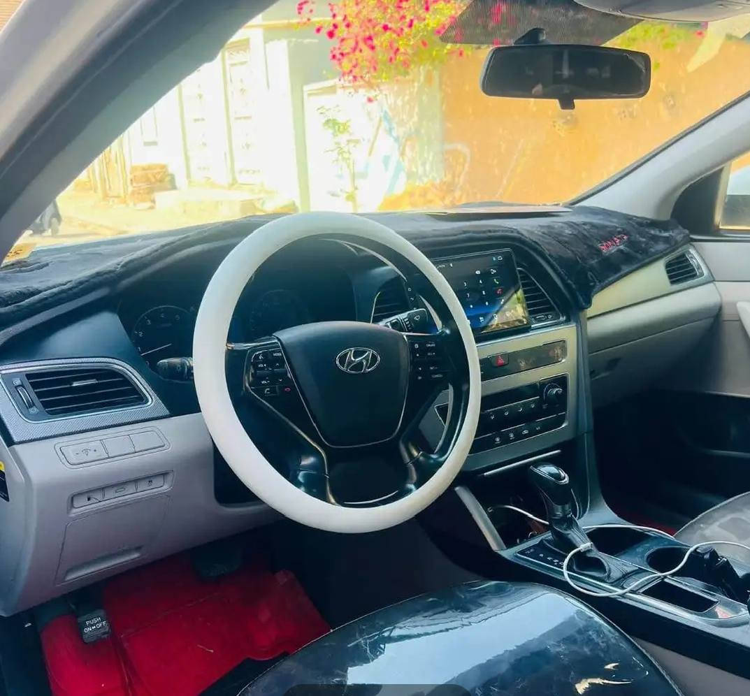 للبيع سوناته 2016 وارد امريكي
حادثها جاملغ وبنيد لالخود ولاشاصي كفاله مكينه2400
رقم شمالي جديد  مكاني البصره القبله سعر 120وبيه مجال قليل ***********
