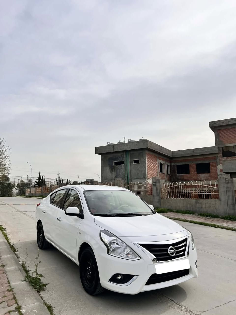 لاکشمیبای ٢٠٢٢ زۆر پاک  ٣٩،٠٠٠ هەزار  ڕۆشتوە فەرش و کەپەکانی تا ئێستا نەبەستراوە هەر لە ناو لایلۆنی شەریکەدایە ٢ سیوچی شەریکە سپێری دانەبەزیوە گاعی و کوشنی تێگیراوە   بانسی تازە گۆراوە رۆنی تازیە بە شەرتی گێر و مەکینە مالی دۆستە وەک و بۆیاخ بۆیاخی نیە بەس لای سەیاقی ٣ پەلەیک ساردی هەیە سەنەوی تا ٢٠٢٧  تکایە ئەگەر موشتەری نیت سەرمان مەهێشێنە هەموو شتەکانم بە جوانی نوسیوە نرخ ١١٩$ مەعامەلەیەکی کەم 
شوێن سلێمانی
***********
