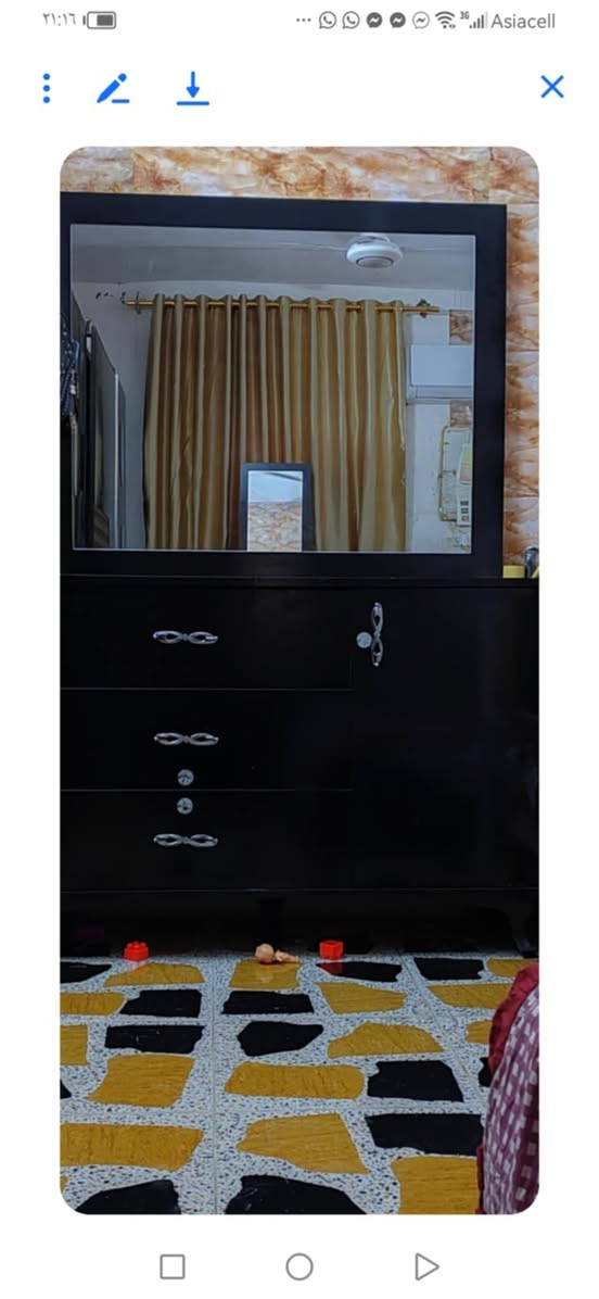 السلام عليكم غرفه تركي مستخدمه نضيفه
سعر ٤٥٠ مكانها قرب محطه الوقود الداخليه في الزبيديه
***********
