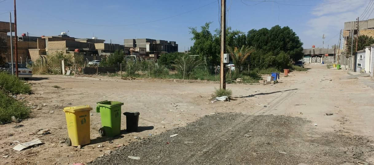 قطعة ارض 300متر  للبيع / منطقه القاطع ركن
قرب منزل  الشيخ صباح زيدان الجنابي 

‏‪***********‬‏

***********
