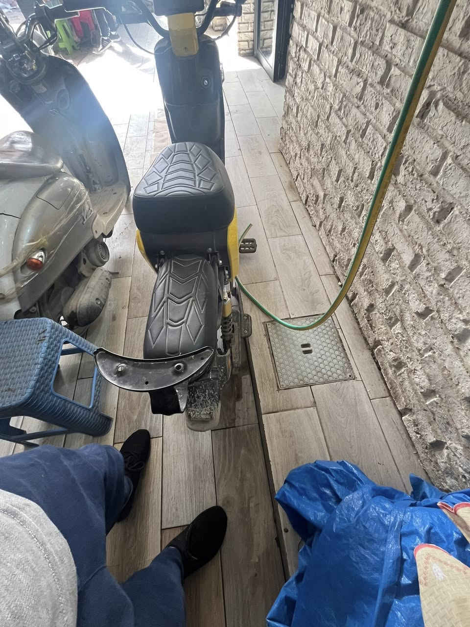 السلام عليكم دراجه شحن آر تسعة للبيع مكفول كل نقص مابي بعدة جديد هاتف ***********
