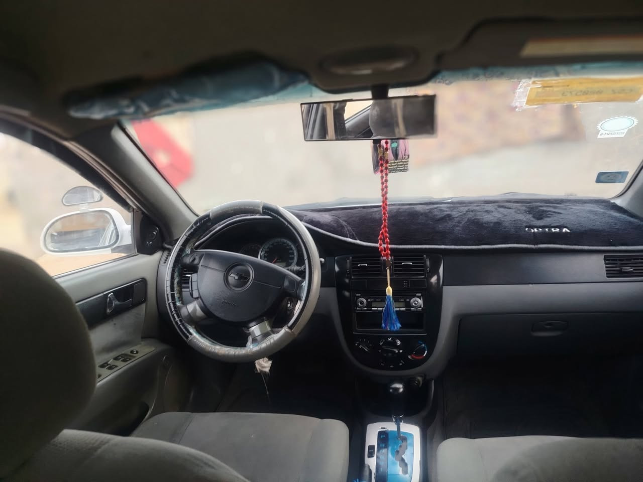 سلام عليكم سياره اوبتره مديل 11 وارد خليجي بيها باب سايق مبدل والباقي كفاله المكان دوانيه قضاء السدير السعر 85 وبيها مجال الاستفسار ***********
