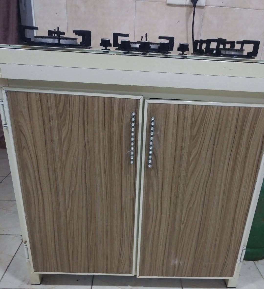 كاونتر مع طباخ نوع  نوال  نظيف وشغال سعر 80 وبي مجال بسيط مكاني  اربيل ئازادي


**إذا كنت صاحب هذا الإعلان وتريد حذفه لأي سبب، رجاءا أرسل رسالة إلى الدعم الفني**