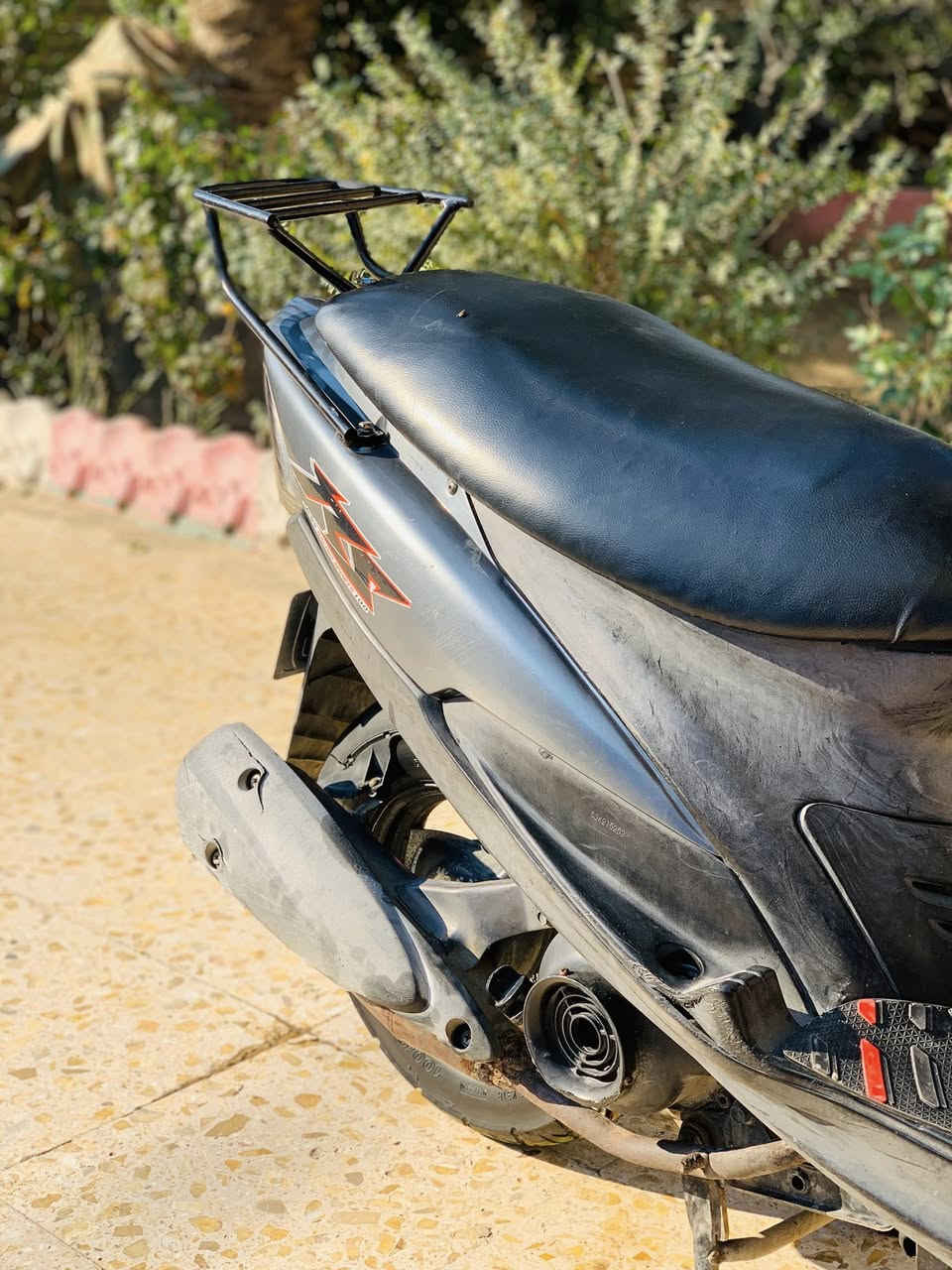 السلام عليكم ماكس عدله بلادي مكفوله كفاله شوفت عينكم دراجه خير من الله صار 3اشهر طالعه من رمبه ربع مذب عليهه سعر 750وبيهه مجال قليل اني مكلف بنشر مستعجل الوالد عليهه المكان واسط النعمانية ***********
