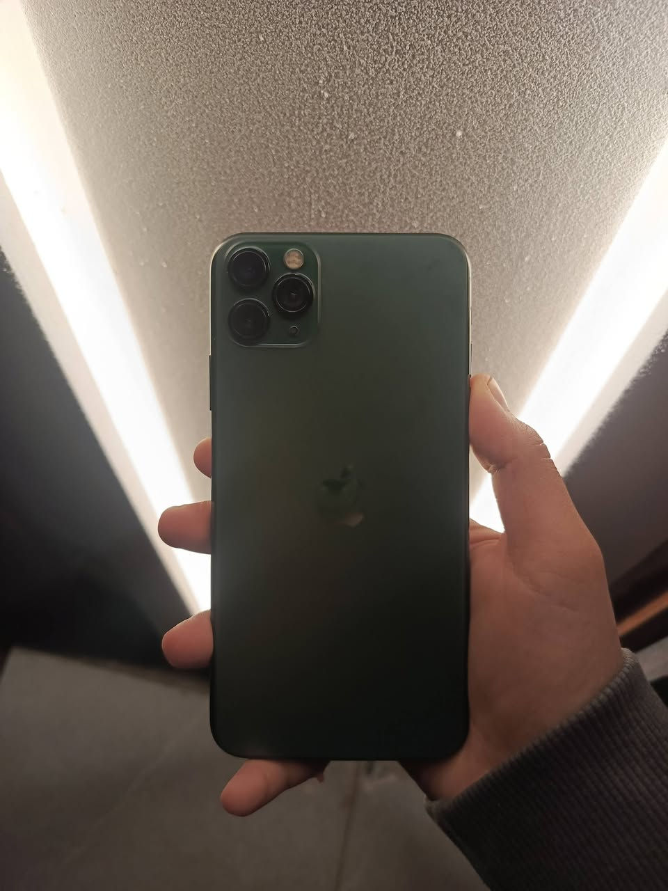 السلام عليكم مكلف بل نشر
ايفون 11بروماكس للبيع 
ذكرتة 256🧠
بطارية 100مبدلة🔋
شاشة مبدلة فيس ايدي واكف 
جهاز كلة شغل 
سعرة 200 قفل بدون معاملة 
*********** رقم الولد
