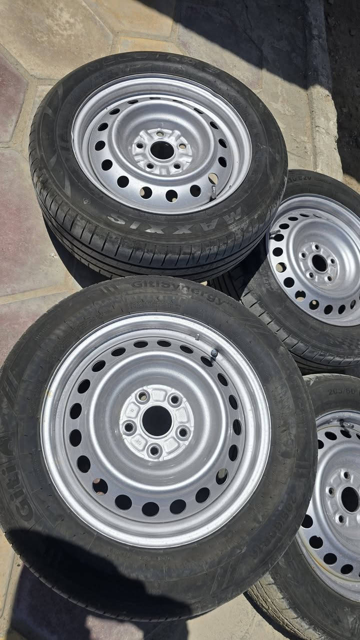 ويل عادي حج ١٦ جديد اليوم صبغته وبدلت تايرات  جديد  مكاني  نجف السعر  قفل ٢٠٠  ***********
