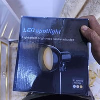 اضاءة للتصوير والكامرات  🚚 توصيل متوفر لجميع محافظات العراق 🇮🇶 💬 للطلب...