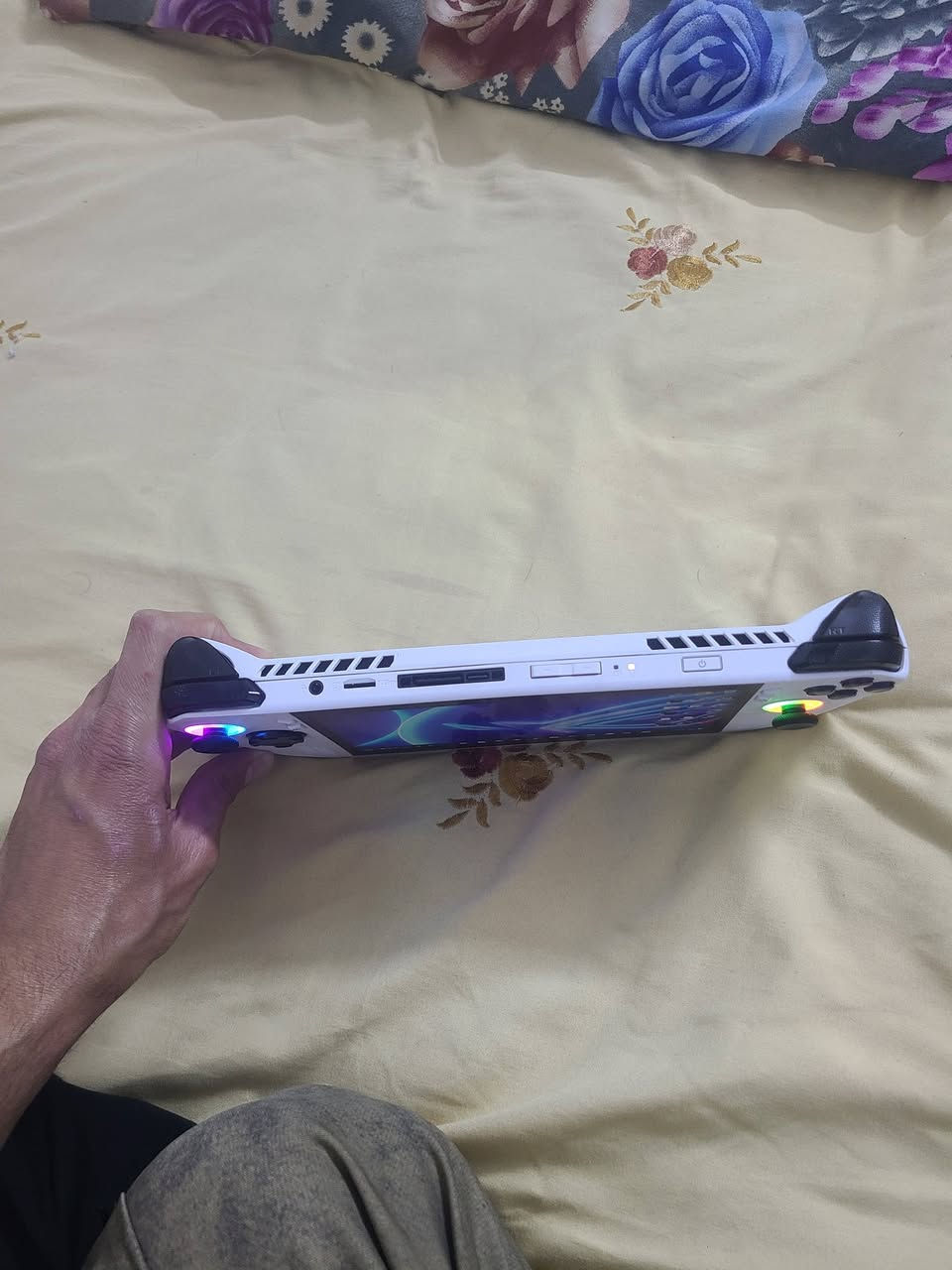 سلام عليكم اسوس روج الاي Z1 العادي مراوس بليجن كو العادي وانطي فرق مكاني بغداد


**إذا كنت صاحب هذا الإعلان وتريد حذفه لأي سبب، رجاءا أرسل رسالة إلى الدعم الفني**