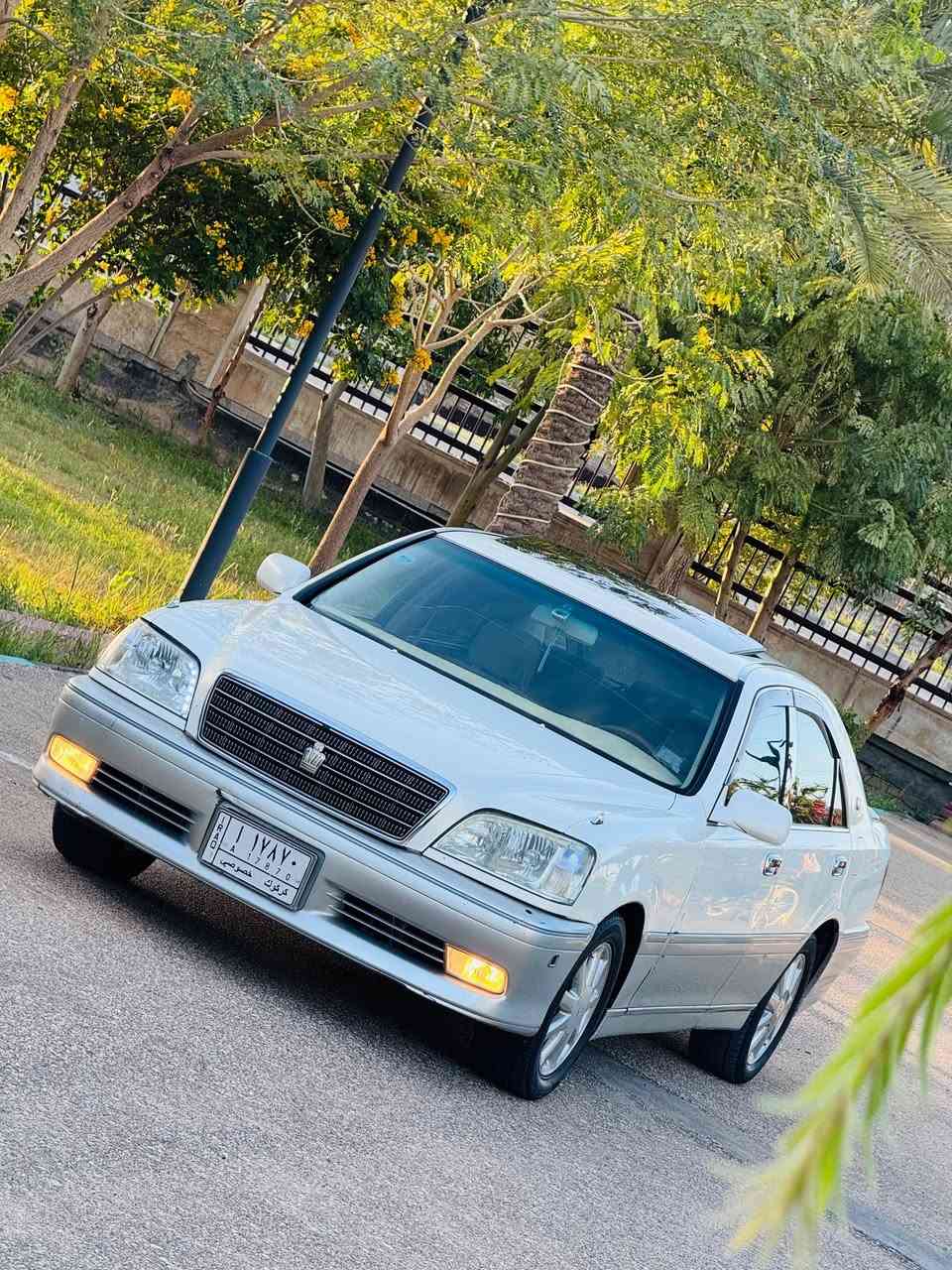 سلام عليكم 
 السعر (73) بيها مجال قليل
#ملكه للبيع فقط بدون مراوس بيع فقط
السياره وكاله فقط مامدفوع كمرك مامفحوصه بسم شخص واحد مو تاجر
 موديل 2002✅
كصه قماره فقط✅
كفاله من ضربه✅
دكمتين مكينه ديفور الجبير✅
فتحه سلايت✅
دبل شاشه ليزري✅
ستيرن كهربائي✅
كشنات كهرباء✅
تحكم ستيرن +مثبت سرعه كله شغال✅
تحوير نجف فوك وجوه✅
تبريد ثلج تدفئه شغاله تحكمات التبريد كله شغال✅
عليها غرامه /150/ ينزلن من سعرها✅
مكان السياره نجف كوفه✅✅
*********** واتساب
‏‪***********‬‏ اتصال
