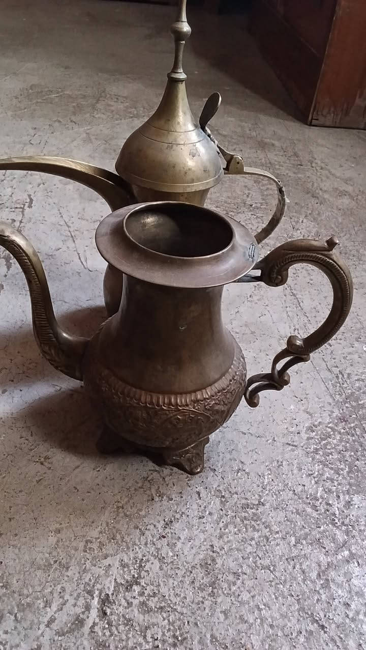 دلتين للبيع العنوان محافظه ديالى نضيفات كلش للتواصل ***********
